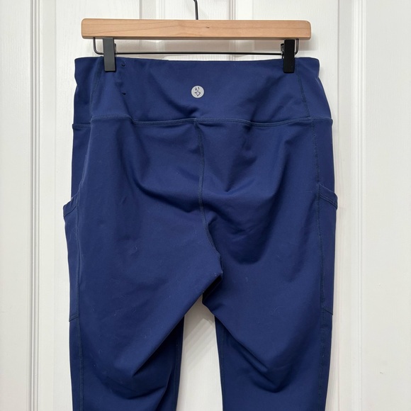Navy Pocket Leggings | Torrid Size 1 - Picture 7 of 9
